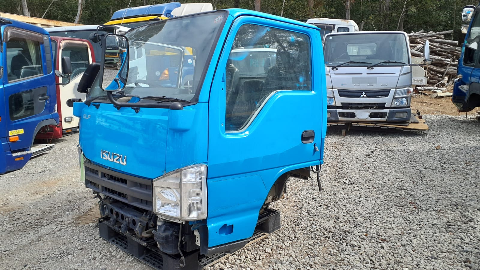 CE-AG-13 | Cabin only Isuzu Elf Cabin NKR82-7001694