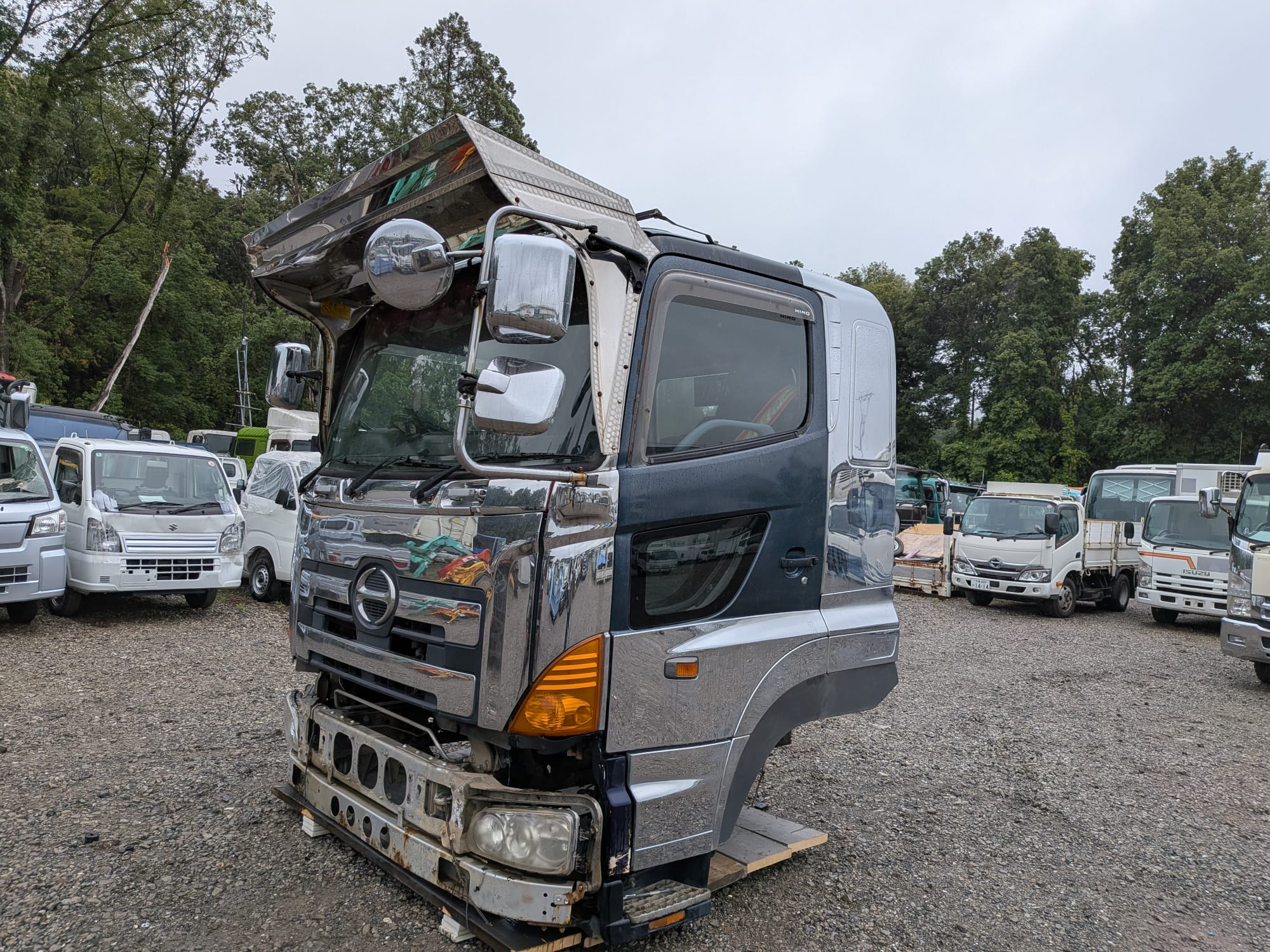 CG-AG-31 | Cabin only, Hino Profia Cabin FS2PKJ-10367, with bed