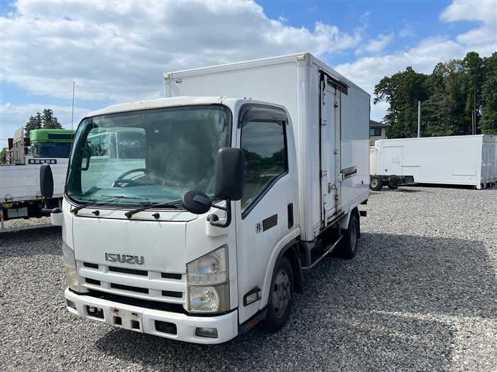 Isuzu Elf Truck