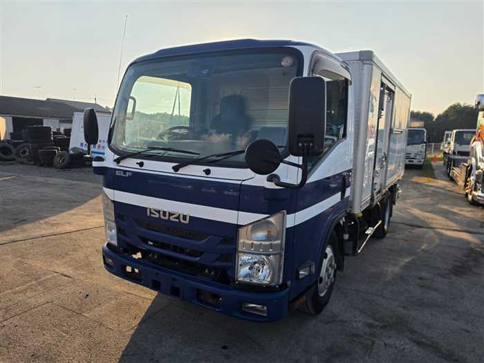 Isuzu Elf Truck