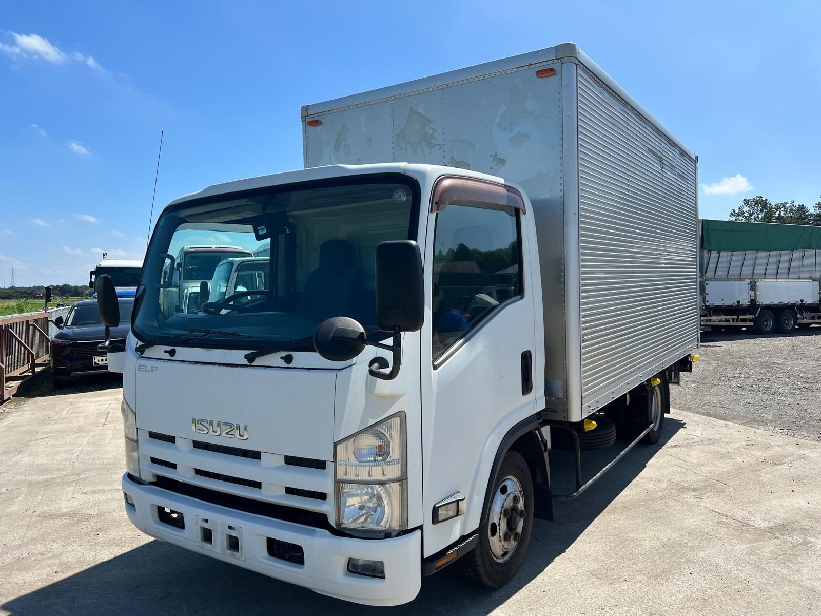 Isuzu Elf Truck