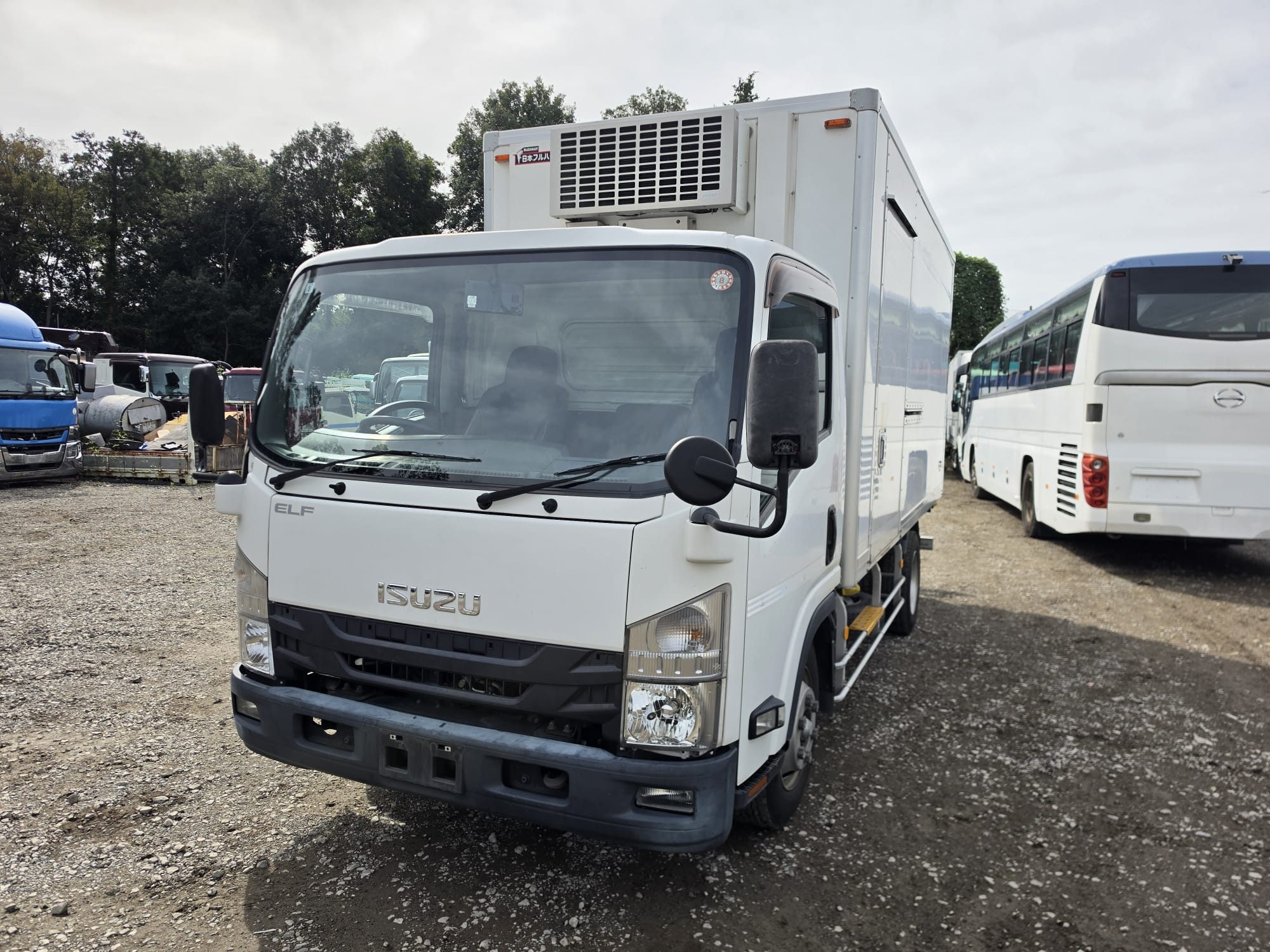 Isuzu Elf Truck