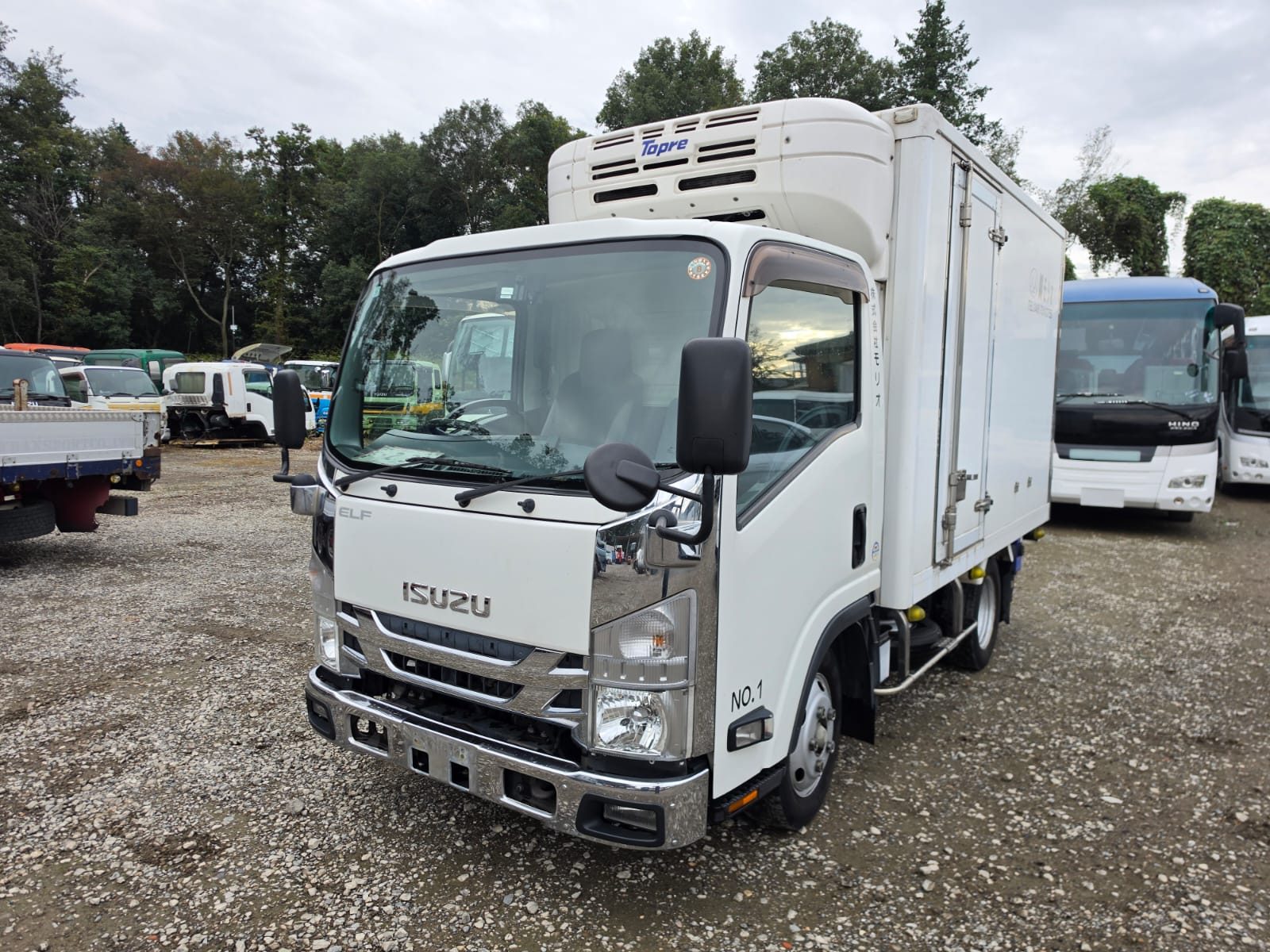 Isuzu Elf Truck